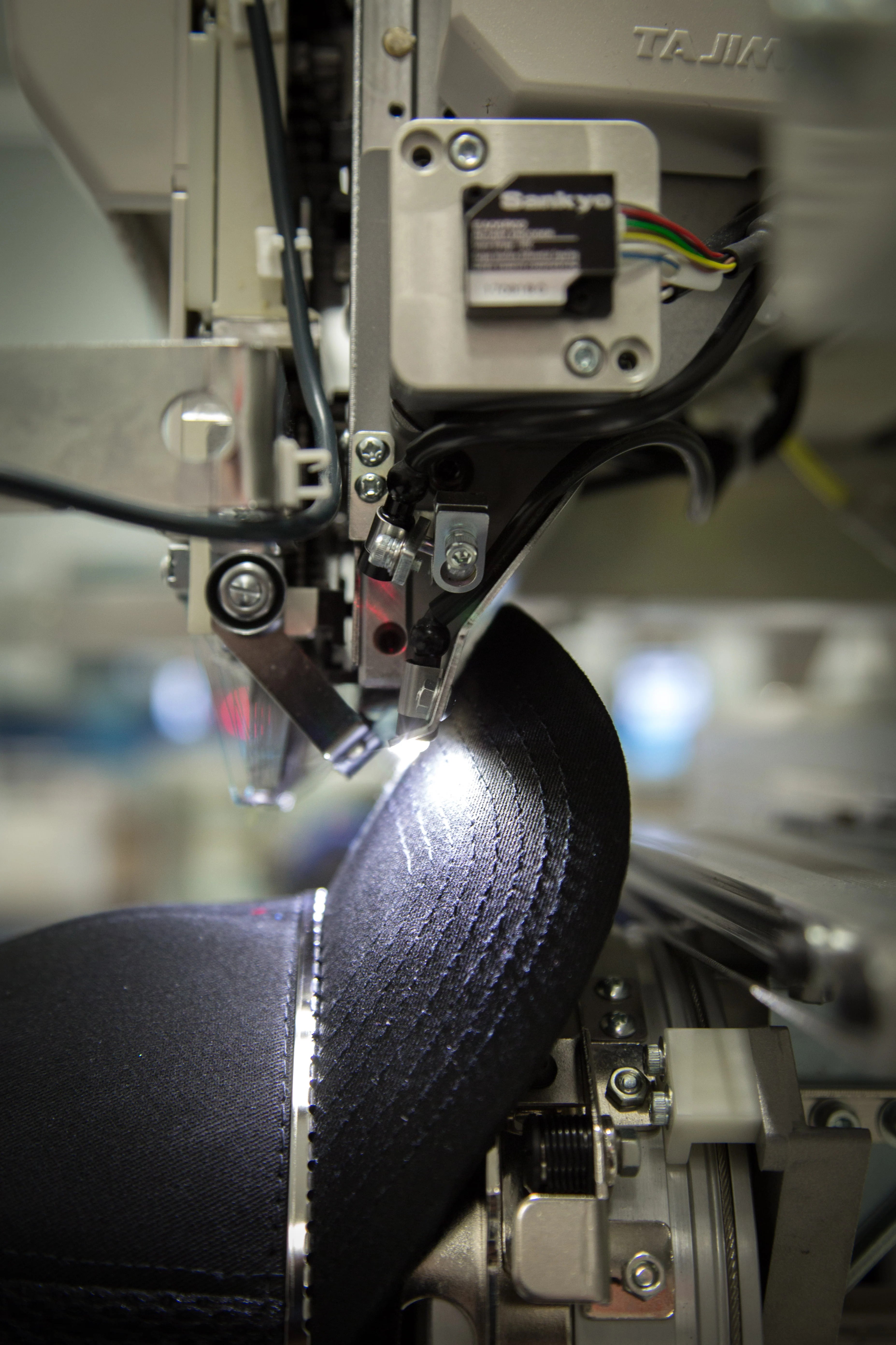 Bordadora Cilíndrica Industrial Tajima TMBR2-SC